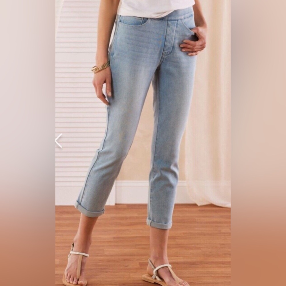 Soft Surroundings The Ultimate Denim Pull-On Crop Jeans in everwash straight leg